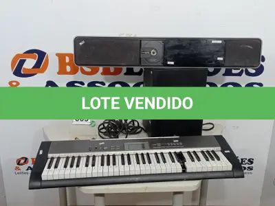 LOTE 009 - 01 HOME THEATER SOUND BAR MARCA PHILIPS E 01 TECLADO MUSICAL. (NO ESTADO) ATENÇÃO! FAZER A VISITAÇÃO ANTES DE ARREMATAR, NÃO SABEMOS SE FUNCIONA, LEILÃO NÃO TEM GARANTIA E NEM DEVOLUÇÃO, SUJEITO A POSSÍVEIS AVARIAS VISÍVEIS/OCULTAS E/OU AUSÊNCIA DE COMPONENTES.