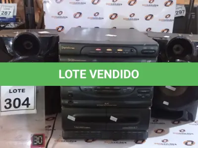 LOTE 304 - 02 APARELHOS DE SOM MARCAS PHILIPS E GRADIENTE E 02 CAIXAS. (NO ESTADO) ATENÇÃO! FAZER A VISITAÇÃO ANTES DE ARREMATAR, NÃO SABEMOS SE FUNCIONA, LEILÃO NÃO TEM GARANTIA E NEM DEVOLUÇÃO, SUJEITO A POSSÍVEIS AVARIAS VISÍVEIS/OCULTAS E/OU AUSÊNCIA DE COMPONENTES.