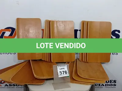 LOTE 376 - 20 PLACAS DE MADEIRA. (NO ESTADO) ATENÇÃO! FAZER A VISITAÇÃO ANTES DE ARREMATAR, NÃO SABEMOS SE FUNCIONA, LEILÃO NÃO TEM GARANTIA E NEM DEVOLUÇÃO, SUJEITO A POSSÍVEIS AVARIAS VISÍVEIS/OCULTAS E/OU AUSÊNCIA DE COMPONENTES.