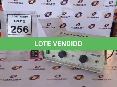 LOTE 256 - 01 APARELHO DE ULTRASSOM M-45. (NO ESTADO) ATENÇÃO! FAZER A VISITAÇÃO ANTES DE ARREMATAR, NÃO SABEMOS SE FUNCIONA, LEILÃO NÃO TEM GARANTIA E NEM DEVOLUÇÃO, SUJEITO A POSSÍVEIS AVARIAS VISÍVEIS/OCULTAS E/OU AUSÊNCIA DE COMPONENTES.