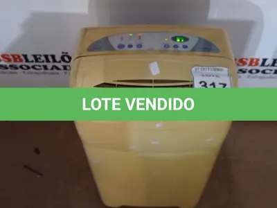 LOTE 317 - 01 AR CONDICIONADO PORTÁTIL 10.000BTUS MARCA ARIAGEL. (NO ESTADO) ATENÇÃO! FAZER A VISITAÇÃO ANTES DE ARREMATAR, NÃO SABEMOS SE FUNCIONA, LEILÃO NÃO TEM GARANTIA E NEM DEVOLUÇÃO, SUJEITO A POSSÍVEIS AVARIAS VISÍVEIS/OCULTAS E/OU AUSÊNCIA DE COMPONENTES.