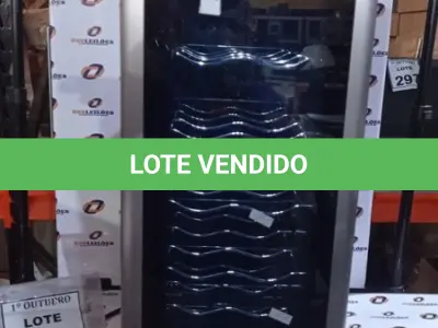 LOTE 303 - 01 ADEGA MARCA ELECTROLUX. (NO ESTADO) ATENÇÃO! FAZER A VISITAÇÃO ANTES DE ARREMATAR, NÃO SABEMOS SE FUNCIONA, LEILÃO NÃO TEM GARANTIA E NEM DEVOLUÇÃO, SUJEITO A POSSÍVEIS AVARIAS VISÍVEIS/OCULTAS E/OU AUSÊNCIA DE COMPONENTES.