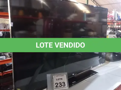 LOTE 233 - 01 TV LCD 55’’ MARCA SAMSUNG. (NO ESTADO) ATENÇÃO! FAZER A VISITAÇÃO ANTES DE ARREMATAR, NÃO SABEMOS SE FUNCIONA, LEILÃO NÃO TEM GARANTIA E NEM DEVOLUÇÃO, SUJEITO A POSSÍVEIS AVARIAS VISÍVEIS/OCULTAS E/OU AUSÊNCIA DE COMPONENTES.