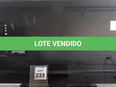 LOTE 233 - 01 TV LCD 55’’ MARCA SAMSUNG. (NO ESTADO) ATENÇÃO! FAZER A VISITAÇÃO ANTES DE ARREMATAR, NÃO SABEMOS SE FUNCIONA, LEILÃO NÃO TEM GARANTIA E NEM DEVOLUÇÃO, SUJEITO A POSSÍVEIS AVARIAS VISÍVEIS/OCULTAS E/OU AUSÊNCIA DE COMPONENTES.