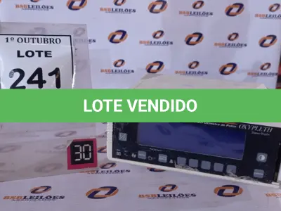 LOTE 241 - 01 OXÍMETRO DE PULSO. (NO ESTADO) ATENÇÃO! FAZER A VISITAÇÃO ANTES DE ARREMATAR, NÃO SABEMOS SE FUNCIONA, LEILÃO NÃO TEM GARANTIA E NEM DEVOLUÇÃO, SUJEITO A POSSÍVEIS AVARIAS VISÍVEIS/OCULTAS E/OU AUSÊNCIA DE COMPONENTES.