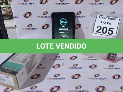 LOTE 205 - 01 TABLET MODELO VENUE 7 16GB TELA HD 7’’ MARCA DELL. (NO ESTADO) ATENÇÃO! FAZER A VISITAÇÃO ANTES DE ARREMATAR, NÃO SABEMOS SE FUNCIONA, LEILÃO NÃO TEM GARANTIA E NEM DEVOLUÇÃO, SUJEITO A POSSÍVEIS AVARIAS VISÍVEIS/OCULTAS E/OU AUSÊNCIA DE COMPONENTES.