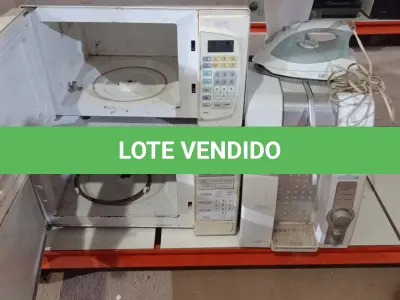 LOTE 133 - 02 MICRO-ONDAS MARCAS PHILCO E CCE, 03 PURIFICADORES DE ÁGUA, 01 FERRO DE PASSAR E 01 COPO DE LIQUIDIFICADOR. (NO ESTADO) ATENÇÃO! FAZER A VISITAÇÃO ANTES DE ARREMATAR, NÃO SABEMOS SE FUNCIONA, LEILÃO NÃO TEM GARANTIA E NEM DEVOLUÇÃO, SUJEITO A POSSÍVEIS AVARIAS VISÍVEIS/OCULTAS E/OU AUSÊNCIA DE COMPONENTES.