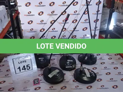 LOTE 145 - 05 MICROFONES DE MESA. (NO ESTADO) ATENÇÃO! FAZER A VISITAÇÃO ANTES DE ARREMATAR, NÃO SABEMOS SE FUNCIONA, LEILÃO NÃO TEM GARANTIA E NEM DEVOLUÇÃO, SUJEITO A POSSÍVEIS AVARIAS VISÍVEIS/OCULTAS E/OU AUSÊNCIA DE COMPONENTES.
