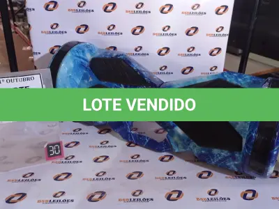 LOTE 148 - 01 HOVERBOARD. (NO ESTADO) ATENÇÃO! FAZER A VISITAÇÃO ANTES DE ARREMATAR, NÃO SABEMOS SE FUNCIONA, LEILÃO NÃO TEM GARANTIA E NEM DEVOLUÇÃO, SUJEITO A POSSÍVEIS AVARIAS VISÍVEIS/OCULTAS E/OU AUSÊNCIA DE COMPONENTES.