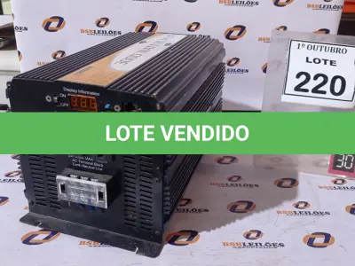 LOTE 220 - 01 INVERSOR DE ENERGIA DE DC PARA AC DE 300WATTS. (NO ESTADO) ATENÇÃO! FAZER A VISITAÇÃO ANTES DE ARREMATAR, NÃO SABEMOS SE FUNCIONA, LEILÃO NÃO TEM GARANTIA E NEM DEVOLUÇÃO, SUJEITO A POSSÍVEIS AVARIAS VISÍVEIS/OCULTAS E/OU AUSÊNCIA DE COMPONENTES.