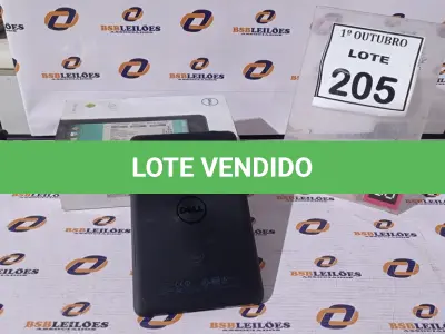 LOTE 205 - 01 TABLET MODELO VENUE 7 16GB TELA HD 7’’ MARCA DELL. (NO ESTADO) ATENÇÃO! FAZER A VISITAÇÃO ANTES DE ARREMATAR, NÃO SABEMOS SE FUNCIONA, LEILÃO NÃO TEM GARANTIA E NEM DEVOLUÇÃO, SUJEITO A POSSÍVEIS AVARIAS VISÍVEIS/OCULTAS E/OU AUSÊNCIA DE COMPONENTES.