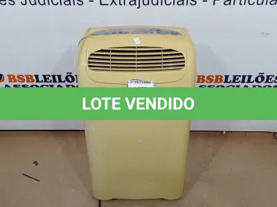 LOTE 317 - 01 AR CONDICIONADO PORTÁTIL 10.000BTUS MARCA ARIAGEL. (NO ESTADO) ATENÇÃO! FAZER A VISITAÇÃO ANTES DE ARREMATAR, NÃO SABEMOS SE FUNCIONA, LEILÃO NÃO TEM GARANTIA E NEM DEVOLUÇÃO, SUJEITO A POSSÍVEIS AVARIAS VISÍVEIS/OCULTAS E/OU AUSÊNCIA DE COMPONENTES.