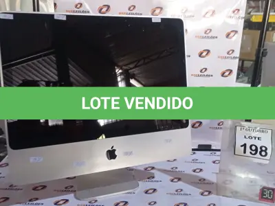 LOTE 198 - 01 IMAC APPLE. (NO ESTADO) ATENÇÃO! FAZER A VISITAÇÃO ANTES DE ARREMATAR, NÃO SABEMOS SE FUNCIONA, LEILÃO NÃO TEM GARANTIA E NEM DEVOLUÇÃO, SUJEITO A POSSÍVEIS AVARIAS VISÍVEIS/OCULTAS E/OU AUSÊNCIA DE COMPONENTES.