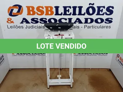 LOTE 398 - 01 SELADORA DE EMBALAGENS PLÁSTICAS COM ACIONAMENTO POR PEDAL. (NO ESTADO) ATENÇÃO! FAZER A VISITAÇÃO ANTES DE ARREMATAR, NÃO SABEMOS SE FUNCIONA, LEILÃO NÃO TEM GARANTIA E NEM DEVOLUÇÃO, SUJEITO A POSSÍVEIS AVARIAS VISÍVEIS/OCULTAS E/OU AUSÊNCIA DE COMPONENTES.