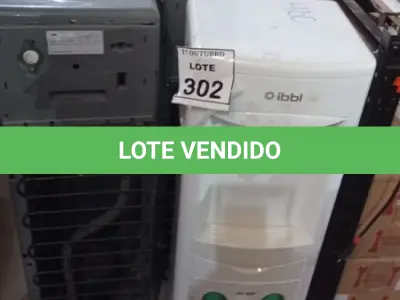 LOTE 302 - 03 BEBEDOUROS PARA GARRAFÃO. (NO ESTADO) ATENÇÃO! FAZER A VISITAÇÃO ANTES DE ARREMATAR, NÃO SABEMOS SE FUNCIONA, LEILÃO NÃO TEM GARANTIA E NEM DEVOLUÇÃO, SUJEITO A POSSÍVEIS AVARIAS VISÍVEIS/OCULTAS E/OU AUSÊNCIA DE COMPONENTES.
