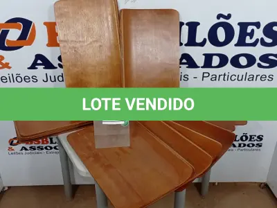 LOTE 093 - 20 PLACAS DE MADEIRA. (NO ESTADO) ATENÇÃO! FAZER A VISITAÇÃO ANTES DE ARREMATAR, NÃO SABEMOS SE FUNCIONA, LEILÃO NÃO TEM GARANTIA E NEM DEVOLUÇÃO, SUJEITO A POSSÍVEIS AVARIAS VISÍVEIS/OCULTAS E/OU AUSÊNCIA DE COMPONENTES.