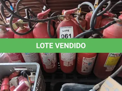 LOTE 061 - 15 EXTINTORES DE INCÊNDIO DIVERSOS TAMANHOS E MODELOS. (NO ESTADO) ATENÇÃO! FAZER A VISITAÇÃO ANTES DE ARREMATAR, NÃO SABEMOS SE FUNCIONA, LEILÃO NÃO TEM GARANTIA E NEM DEVOLUÇÃO, SUJEITO A POSSÍVEIS AVARIAS VISÍVEIS/OCULTAS E/OU AUSÊNCIA DE COMPONENTES.