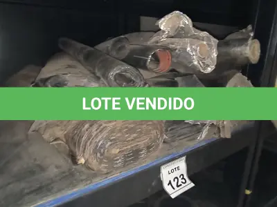 LOTE 123 - 01 LOTE COM ROLOS DE MANTA ASFÁUTICA. (NO ESTADO) ATENÇÃO! FAZER A VISITAÇÃO ANTES DE ARREMATAR, NÃO SABEMOS SE FUNCIONA, LEILÃO NÃO TEM GARANTIA E NEM DEVOLUÇÃO, SUJEITO A POSSÍVEIS AVARIAS VISÍVEIS/OCULTAS E/OU AUSÊNCIA DE COMPONENTES.