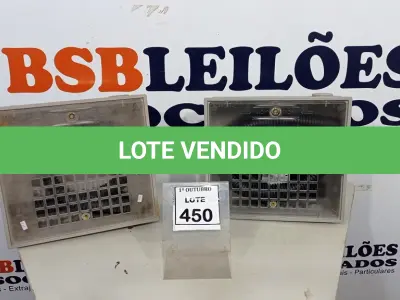 LOTE 450 - 02 CAIXAS DE PROTEÇÃO DA UNIDADE DE MEDIÇÃO. (NO ESTADO) ATENÇÃO! FAZER A VISITAÇÃO ANTES DE ARREMATAR, NÃO SABEMOS SE FUNCIONA, LEILÃO NÃO TEM GARANTIA E NEM DEVOLUÇÃO, SUJEITO A POSSÍVEIS AVARIAS VISÍVEIS/OCULTAS E/OU AUSÊNCIA DE COMPONENTES.