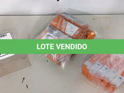 LOTE 509 - 01 LOTE COM GRANDE QUANTIDADE DE FONES DE OUVIDOS E CARREGADORES DE CELULAR. (NO ESTADO) ATENÇÃO! FAZER A VISITAÇÃO ANTES DE ARREMATAR, NÃO SABEMOS SE FUNCIONA, LEILÃO NÃO TEM GARANTIA E NEM DEVOLUÇÃO, SUJEITO A POSSÍVEIS AVARIAS VISÍVEIS/OCULTAS E/OU AUSÊNCIA DE COMPONENTES.