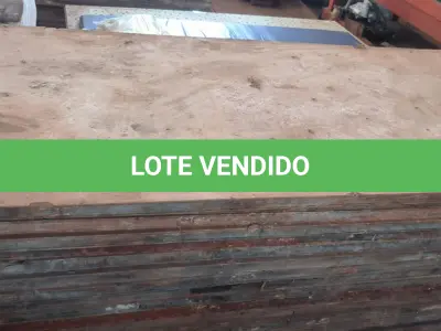 LOTE 016 - 19 PLACAS DE PISO CIMENTÍCIA. (NO ESTADO) ATENÇÃO! FAZER A VISITAÇÃO ANTES DE ARREMATAR, NÃO SABEMOS SE FUNCIONA, LEILÃO NÃO TEM GARANTIA E NEM DEVOLUÇÃO, SUJEITO A POSSÍVEIS AVARIAS VISÍVEIS/OCULTAS E/OU AUSÊNCIA DE COMPONENTES.