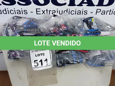LOTE 511 - 01 LOTE COM GRANDE QUANTIDADE DE FONES DE OUVIDO. (NO ESTADO) ATENÇÃO! FAZER A VISITAÇÃO ANTES DE ARREMATAR, NÃO SABEMOS SE FUNCIONA, LEILÃO NÃO TEM GARANTIA E NEM DEVOLUÇÃO, SUJEITO A POSSÍVEIS AVARIAS VISÍVEIS/OCULTAS E/OU AUSÊNCIA DE COMPONENTES.