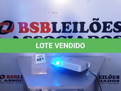 LOTE 481 - 01 PROJETOR MARCA SANYO. (NO ESTADO) ATENÇÃO! FAZER A VISITAÇÃO ANTES DE ARREMATAR, NÃO SABEMOS SE FUNCIONA, LEILÃO NÃO TEM GARANTIA E NEM DEVOLUÇÃO, SUJEITO A POSSÍVEIS AVARIAS VISÍVEIS/OCULTAS E/OU AUSÊNCIA DE COMPONENTES.