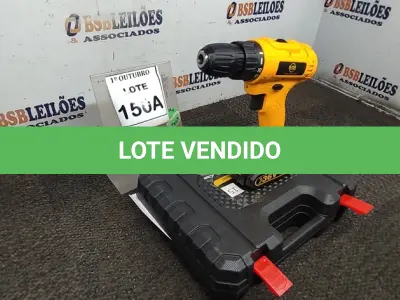LOTE 150 - 01 PARAFUSADEIRA 36V DUAS BATERIAS COM MALETA E BITS. (NO ESTADO) ATENÇÃO! FAZER A VISITAÇÃO ANTES DE ARREMATAR, NÃO SABEMOS SE FUNCIONA, LEILÃO NÃO TEM GARANTIA E NEM DEVOLUÇÃO, SUJEITO A POSSÍVEIS AVARIAS VISÍVEIS/OCULTAS E/OU AUSÊNCIA DE COMPONENTES.
