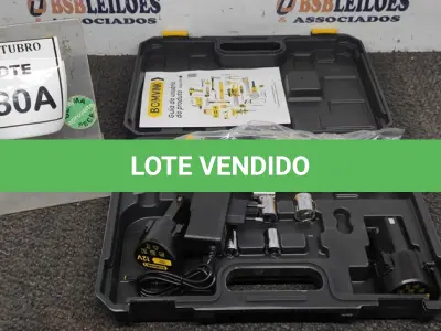 LOTE 180 - 01 CHAVE CATRACA 3/8 COM DUAS BATERIAS MALETA E ACESSÓRIOS (PRODUTO NOVO) (NO ESTADO) ATENÇÃO! FAZER A VISITAÇÃO ANTES DE ARREMATAR, NÃO SABEMOS SE FUNCIONA, LEILÃO NÃO TEM GARANTIA E NEM DEVOLUÇÃO, SUJEITO A POSSÍVEIS AVARIAS VISÍVEIS/OCULTAS E/OU AUSÊNCIA DE COMPONENTES.
