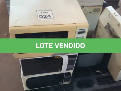 LOTE 024 - 01 LOTE COM MICRO-ONDAS, TV ANTIGA, DEPURADOR DE AR, FRAGMENTADORA DE PAPEL E IMPRESSORA ANTIGA. (NO ESTADO) ATENÇÃO! FAZER A VISITAÇÃO ANTES DE ARREMATAR, NÃO SABEMOS SE FUNCIONA, LEILÃO NÃO TEM GARANTIA E NEM DEVOLUÇÃO, SUJEITO A POSSÍVEIS AVARIAS VISÍVEIS/OCULTAS E/OU AUSÊNCIA DE COMPONENTES.