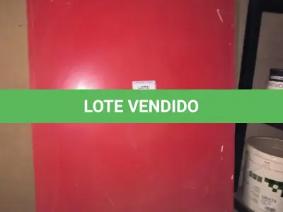 LOTE 101 - 01 PORTA CORTA FOGO. (NO ESTADO) ATENÇÃO! FAZER A VISITAÇÃO ANTES DE ARREMATAR, NÃO SABEMOS SE FUNCIONA, LEILÃO NÃO TEM GARANTIA E NEM DEVOLUÇÃO, SUJEITO A POSSÍVEIS AVARIAS VISÍVEIS/OCULTAS E/OU AUSÊNCIA DE COMPONENTES.