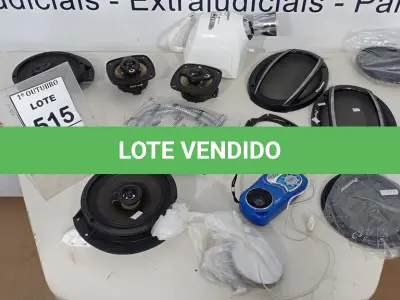 LOTE 515 - 04 ALTO FALANTES DE CARRO, 04 TELAS DE ALTO FALANTE, 01 CHUVEIRO, 01 MANGUEIRA DUCHA HIGIÊNICA E 01 RÁDIO PORTÁTIL. (NO ESTADO) ATENÇÃO! FAZER A VISITAÇÃO ANTES DE ARREMATAR, NÃO SABEMOS SE FUNCIONA, LEILÃO NÃO TEM GARANTIA E NEM DEVOLUÇÃO, SUJEITO A POSSÍVEIS AVARIAS VISÍVEIS/OCULTAS E/OU AUSÊNCIA DE COMPONENTES.