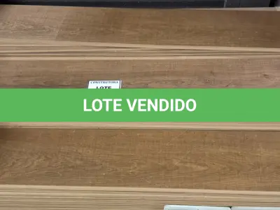 LOTE 094 - 01 LOTE COM PISOS LAMINADOS. (NO ESTADO) ATENÇÃO! FAZER A VISITAÇÃO ANTES DE ARREMATAR, NÃO SABEMOS SE FUNCIONA, LEILÃO NÃO TEM GARANTIA E NEM DEVOLUÇÃO, SUJEITO A POSSÍVEIS AVARIAS VISÍVEIS/OCULTAS E/OU AUSÊNCIA DE COMPONENTES.