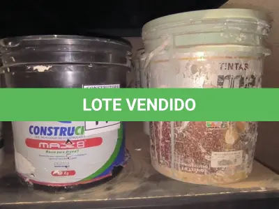 LOTE 111 - 01 BALDE COM MASSA PARA DRYWALL E 01 BALDE COM MASSA CORRIDA. (NO ESTADO) ATENÇÃO! FAZER A VISITAÇÃO ANTES DE ARREMATAR, NÃO SABEMOS SE FUNCIONA, LEILÃO NÃO TEM GARANTIA E NEM DEVOLUÇÃO, SUJEITO A POSSÍVEIS AVARIAS VISÍVEIS/OCULTAS E/OU AUSÊNCIA DE COMPONENTES.