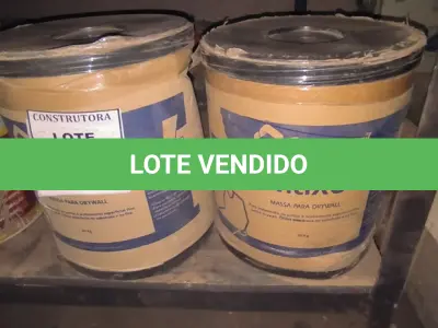 LOTE 113 - 02 BALDES DE MASSA PARA DRYWALL. (NO ESTADO) ATENÇÃO! FAZER A VISITAÇÃO ANTES DE ARREMATAR, NÃO SABEMOS SE FUNCIONA, LEILÃO NÃO TEM GARANTIA E NEM DEVOLUÇÃO, SUJEITO A POSSÍVEIS AVARIAS VISÍVEIS/OCULTAS E/OU AUSÊNCIA DE COMPONENTES.