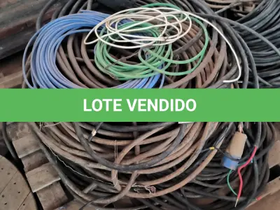 LOTE 008 - 01 LOTE COM CABOS ELÉTRICOS DIVERSOS. (NO ESTADO) ATENÇÃO! FAZER A VISITAÇÃO ANTES DE ARREMATAR, NÃO SABEMOS SE FUNCIONA, LEILÃO NÃO TEM GARANTIA E NEM DEVOLUÇÃO, SUJEITO A POSSÍVEIS AVARIAS VISÍVEIS/OCULTAS E/OU AUSÊNCIA DE COMPONENTES.
