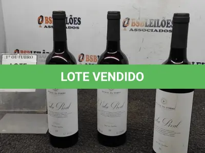 LOTE 430 - 03 GARRAFAS DE VINHO TINTO VALA REAL PORTUGUÊS SAFRA 2019 750ML. (NO ESTADO) ATENÇÃO! FAZER A VISITAÇÃO ANTES DE ARREMATAR, NÃO SABEMOS SE FUNCIONA, LEILÃO NÃO TEM GARANTIA E NEM DEVOLUÇÃO, SUJEITO A POSSÍVEIS AVARIAS VISÍVEIS/OCULTAS E/OU AUSÊNCIA DE COMPONENTES.