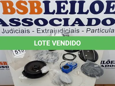 LOTE 515 - 04 ALTO FALANTES DE CARRO, 04 TELAS DE ALTO FALANTE, 01 CHUVEIRO, 01 MANGUEIRA DUCHA HIGIÊNICA E 01 RÁDIO PORTÁTIL. (NO ESTADO) ATENÇÃO! FAZER A VISITAÇÃO ANTES DE ARREMATAR, NÃO SABEMOS SE FUNCIONA, LEILÃO NÃO TEM GARANTIA E NEM DEVOLUÇÃO, SUJEITO A POSSÍVEIS AVARIAS VISÍVEIS/OCULTAS E/OU AUSÊNCIA DE COMPONENTES.