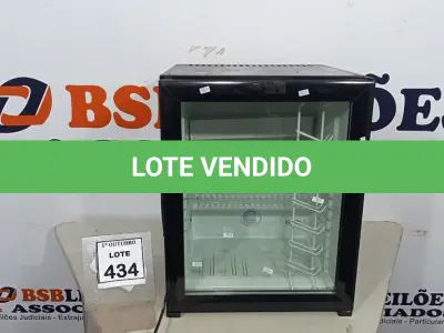 LOTE 434 - 01 FRIGOBAR. (NO ESTADO) ATENÇÃO! FAZER A VISITAÇÃO ANTES DE ARREMATAR, NÃO SABEMOS SE FUNCIONA, LEILÃO NÃO TEM GARANTIA E NEM DEVOLUÇÃO, SUJEITO A POSSÍVEIS AVARIAS VISÍVEIS/OCULTAS E/OU AUSÊNCIA DE COMPONENTES.