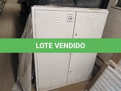 LOTE 133 - 01 PORTA DE ARMÁRIO DE EXPEÇÃO. (NO ESTADO) ATENÇÃO! FAZER A VISITAÇÃO ANTES DE ARREMATAR, NÃO SABEMOS SE FUNCIONA, LEILÃO NÃO TEM GARANTIA E NEM DEVOLUÇÃO, SUJEITO A POSSÍVEIS AVARIAS VISÍVEIS/OCULTAS E/OU AUSÊNCIA DE COMPONENTES.