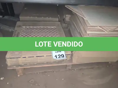LOTE 129 - 01 PALETE COM PISOS 45X45CM BRANCO. (NO ESTADO) ATENÇÃO! FAZER A VISITAÇÃO ANTES DE ARREMATAR, NÃO SABEMOS SE FUNCIONA, LEILÃO NÃO TEM GARANTIA E NEM DEVOLUÇÃO, SUJEITO A POSSÍVEIS AVARIAS VISÍVEIS/OCULTAS E/OU AUSÊNCIA DE COMPONENTES.