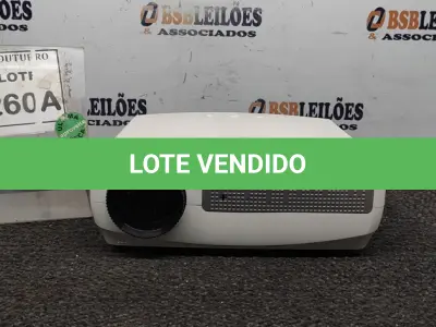 LOTE 260 -  01 PROJETOR BLITZWOIF LED MODELO BW-VP6 1080P. (NO ESTADO) ATENÇÃO! FAZER A VISITAÇÃO ANTES DE ARREMATAR, NÃO SABEMOS SE FUNCIONA. LEILÃO NÃO TEM GARANTIA E NEM DEVOLUÇÃO, SUJEITO A POSSÍVEIS AVARIAS VISÍVEIS/OCULTAS E/OU AUSÊNCIA DE COMPONENTES.