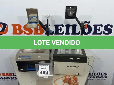 LOTE 468 - 02 RETROPROJETORES. (NO ESTADO) ATENÇÃO! FAZER A VISITAÇÃO ANTES DE ARREMATAR, NÃO SABEMOS SE FUNCIONA, LEILÃO NÃO TEM GARANTIA E NEM DEVOLUÇÃO, SUJEITO A POSSÍVEIS AVARIAS VISÍVEIS/OCULTAS E/OU AUSÊNCIA DE COMPONENTES.