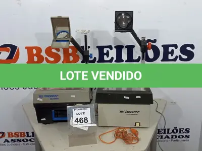 LOTE 468 - 02 RETROPROJETORES. (NO ESTADO) ATENÇÃO! FAZER A VISITAÇÃO ANTES DE ARREMATAR, NÃO SABEMOS SE FUNCIONA, LEILÃO NÃO TEM GARANTIA E NEM DEVOLUÇÃO, SUJEITO A POSSÍVEIS AVARIAS VISÍVEIS/OCULTAS E/OU AUSÊNCIA DE COMPONENTES.