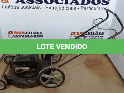 LOTE 404 - 01 MÁQUINA DE CORTAR GRAMA MODELO 650 1/C MARCA BRIGGS & STRATTON. (NO ESTADO) ATENÇÃO! FAZER A VISITAÇÃO ANTES DE ARREMATAR, NÃO SABEMOS SE FUNCIONA, LEILÃO NÃO TEM GARANTIA E NEM DEVOLUÇÃO, SUJEITO A POSSÍVEIS AVARIAS VISÍVEIS/OCULTAS E/OU AUSÊNCIA DE COMPONENTES.