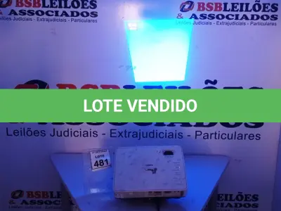LOTE 481 - 01 PROJETOR MARCA SANYO. (NO ESTADO) ATENÇÃO! FAZER A VISITAÇÃO ANTES DE ARREMATAR, NÃO SABEMOS SE FUNCIONA, LEILÃO NÃO TEM GARANTIA E NEM DEVOLUÇÃO, SUJEITO A POSSÍVEIS AVARIAS VISÍVEIS/OCULTAS E/OU AUSÊNCIA DE COMPONENTES.
