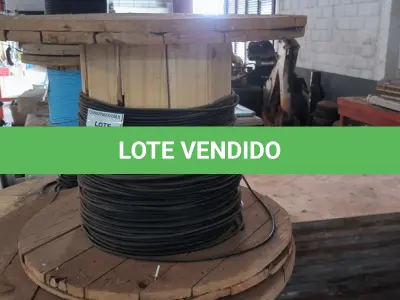 LOTE 006 - 01 CARRETEL EM MADEIRA COM FIO CORDEIRO 1X6MM CORTOX - FLEX C4 1KV NA COR PRETO. (NO ESTADO) ATENÇÃO! FAZER A VISITAÇÃO ANTES DE ARREMATAR, NÃO SABEMOS SE FUNCIONA, LEILÃO NÃO TEM GARANTIA E NEM DEVOLUÇÃO, SUJEITO A POSSÍVEIS AVARIAS VISÍVEIS/OCULTAS E/OU AUSÊNCIA DE COMPONENTES.