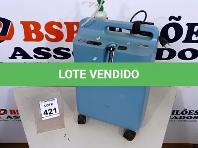 LOTE 421 - 01 CONCENTRADOR DE OXIGÊNIO. (NO ESTADO) ATENÇÃO! FAZER A VISITAÇÃO ANTES DE ARREMATAR, NÃO SABEMOS SE FUNCIONA, LEILÃO NÃO TEM GARANTIA E NEM DEVOLUÇÃO, SUJEITO A POSSÍVEIS AVARIAS VISÍVEIS/OCULTAS E/OU AUSÊNCIA DE COMPONENTES.