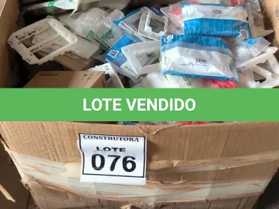 LOTE 076 - 01 LOTE COM PLACA CEGA 4X4, SUPORTE DE FIXAÇÃO 4X4 E PLACA CJ COM SUPORTE 4X4. (NO ESTADO) ATENÇÃO! FAZER A VISITAÇÃO ANTES DE ARREMATAR, NÃO SABEMOS SE FUNCIONA, LEILÃO NÃO TEM GARANTIA E NEM DEVOLUÇÃO, SUJEITO A POSSÍVEIS AVARIAS VISÍVEIS/OCULTAS E/OU AUSÊNCIA DE COMPONENTES.