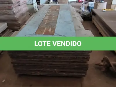 LOTE 027 - 16 PLACAS DE PISO CIMENTÍCIO. (NO ESTADO) ATENÇÃO! FAZER A VISITAÇÃO ANTES DE ARREMATAR, NÃO SABEMOS SE FUNCIONA, LEILÃO NÃO TEM GARANTIA E NEM DEVOLUÇÃO, SUJEITO A POSSÍVEIS AVARIAS VISÍVEIS/OCULTAS E/OU AUSÊNCIA DE COMPONENTES.